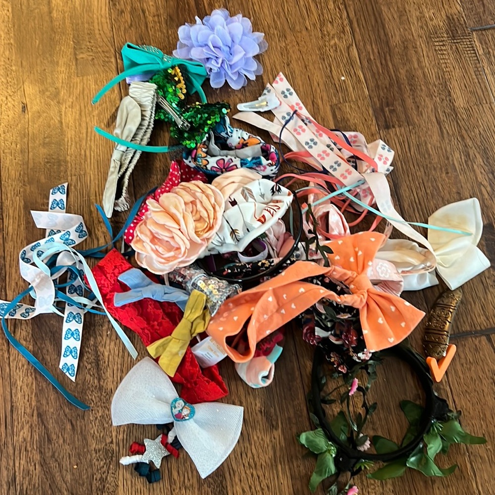Little girl hair accessories and bows